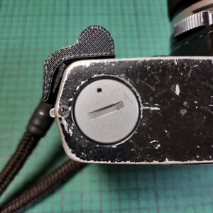 【希少】OLYMPUS オリンパス OM10/M-1/OM-1/OM-1n/PEN ペンFT/用 電池室の蓋、ふた、フタ