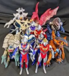 ウルトラマンティガ・ダイナ・ガイア＆登場怪獣（バンダイ）ソフビフィギュア12体