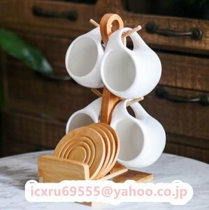 高品質★ 陶器のコーヒーカップのセットの四点組のカップ皿のセットの水カップ家庭用竹木の棚