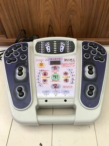 1円スタート 日本電子工業 家庭用低周波治療器 健足博士 足つぼ KD-30 温熱 低周波治療器 マッサージ 健康器具 通電確認済み