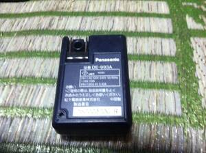 Panasonic Lumix DMW-BM7用バッテリー充電器 DE-993A