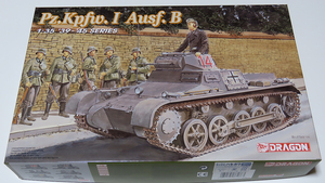 ドラゴン 1/35 .１戦車B型.未組み立て.美品。