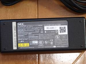 NECノートPC用 ACアダプター PA-1750-04 19V 3.95A　⑧