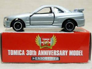箱に傷みあり：トミカ30周年限定品 No.3 スカイライン GT-R(R34) Tomica 30th anniversary limited edition No. 3 Skyline GT-R (R34) 