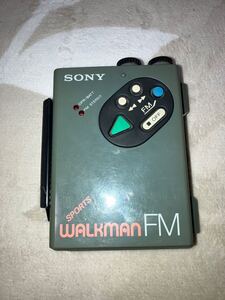 SONY WM-F5 カセットプレーヤー WALKMAN ウォークマン 　昭和レトロ　ジャンク品