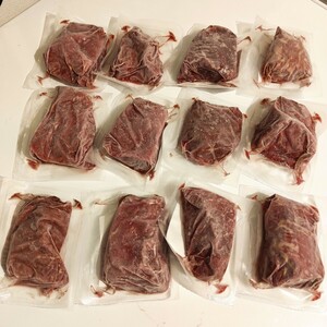 ●天然中霜降り馬刺し　1kg もも肉 約80g-130g 外国産 冷凍品 大成ブランド 送料関東800円〜