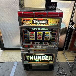 UTN75 パチスロ実機 MACY サンダーV THUNDER メーシー 4号機 家庭用100V Aタイプ 通電のみ確認済み 現状品