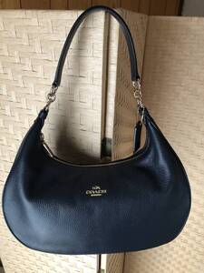 ◎　COACH　ハーレーホーボー　ワンショルダーバッグ　レザー　ネイビー　ロゴ　金具 2way　◎