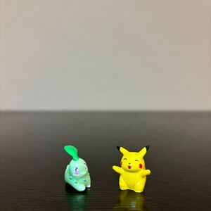 ちびポケ ハウス 森でおひるね ピカチュウ チコリータ 中古品 ポケモン ポケットモンスター フィギュア