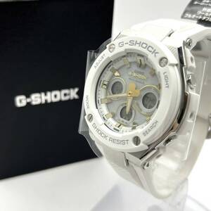 未使用可動品★CASIO/カシオ 腕時計★保証期限内★G-SHOCK GST-W300-7AJF ジーショック ソーラー電波時計 ホワイト 箱付き 白文字盤 AE2406