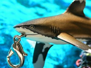 ★シャーク鮫携帯ストラップ めちゃシブsharkヨゴレ・ストラップ・ダイバーズアクセサリー 　サメ根付