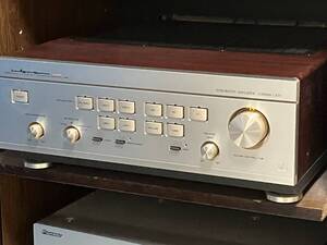 LUXMAN L570