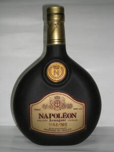 ◆「ＶＡＬＯＩＳ ＮＡＰＯＬＥＯＮ（ヴァロア ナポレオン ブランデー）」◆ブランデーコニャック◆７００ｍｌ◆４０％◆箱付き◇未開栓