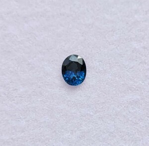 サファイア 0.435ct 天然 ルース 