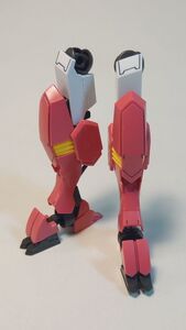 HG 1/144 ガンダムフラウロス (機動戦士ガンダム 鉄血のオルフェンズ)　脚部※スミ入れアリ　ガンプラ 完成品 ジャンク