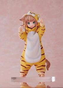 うちのねこが女の子でかわいい　おきがえコレクション　とらきなこ　完成品　約14㎝　箱付き