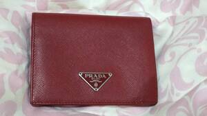 PRADA☆二つ折り財布