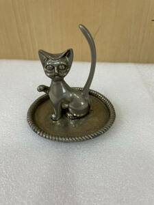 RM7015 銀メッキ 銀製品 猫 アクセサリー置き リング 収納 置物 インテリア ねこ 金属工芸 重さ173g 0129