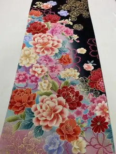 京友禅　はぎれ〈4717〉桜　金彩　黒ラメ地　着物kimono fabric