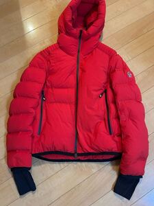 グルノーブル　モンクレール MONCLER ダウンジャケット赤　サイズ2 ガーメントケース付