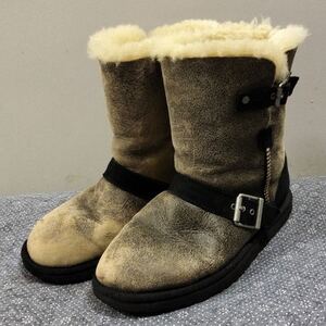 アグ　UGG　ブーツ　24cm