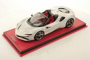 ★世界 ３台！世界争奪！リフレクティブ 白パール カメレオン！真珠の輝き！MR 1/18 Ferrari SF90 Stradale”トリコロールキャリパー"