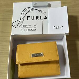 フルラ（FURLA）② オレンジ三つ折り財布　サイフ 新品　未使用　タグ付き　箱付き