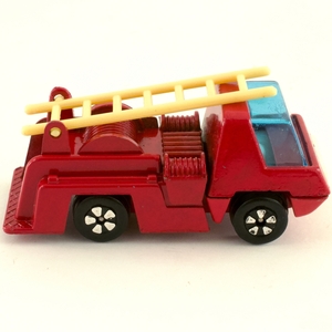 プレイアート（PLAYART） 消防車 Fire Truck 1/64