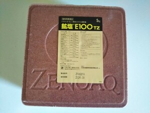 鉱塩 E100TZ 5kg 飼料 エサ