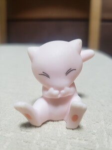 即決！　ポケットモンスター　ミュウ　ミニ　フィギュア　ソフビ