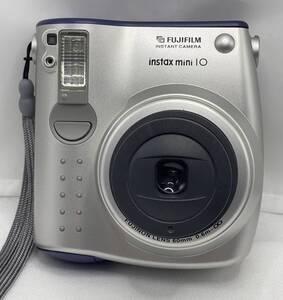 Z3240★1円スタート チェキ FUJIFILM instax mini10 富士フィルム インスタントカメラ フジ シルバー 60mm (中古) 0.6m～∞ 電池なし