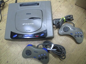  セガサターン 本体 HST-3200 セガ SEGA /コントローラ付　　　（G0-2））