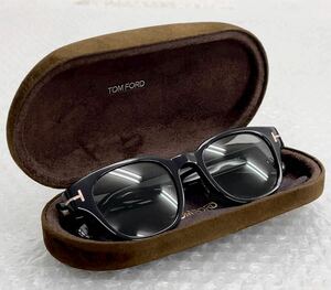 I♪ TOM FORD トムフォード 眼鏡 めがね メガネTF1041-D ECO 01V 4821 145＊2 サングラス アジアンフィット 黒 ブラック ITALY ケース