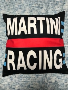 日本全国送料サービス！ マルティニ　レーシング　MARTINI　RACING　片面ロゴ　大きなクッション