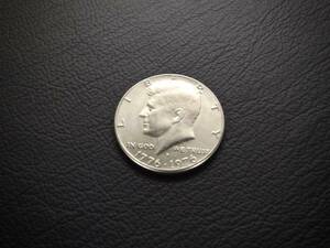 ケネディ 50セント硬貨 1776-1976　D刻印 　送料無料です。（16174） USA 貨幣 ハーフダラー アメリカ