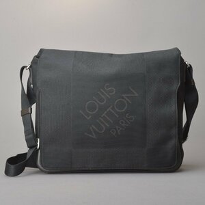 美品 ルイヴィトン メサジェNM ショルダーバッグ メッセンジャーバッグ M93225 ダミエジェアン キャンバス ブラック 鞄 ■d.b/c.i