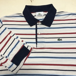 美品 LACOSTE ラコステ 長袖ポロシャツ サイズ4 白色ベースに赤色と黒紺と水色の細線ボーダー柄 襟と袖先は紺色 サイドスリット有り