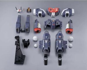 DX超合金 超時空要塞マクロス VF-1J対応 アーマードパーツセット プレミアムバンダイ限定品 輸送箱未開封 定価以下 送料無料 格安！