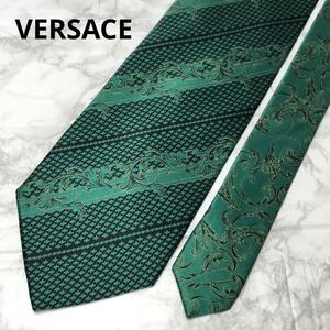 VERSACE ヴェルサーチ　ネクタイ　グリーン　ビジネス　スーツ