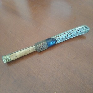 チベッタン ヒマラヤナイフ （1900年代初期） Vintage Tibetan Himalaya Knife Bone Handle and Decoration （ Early 1900 