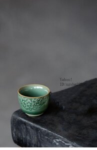 未使用品 中国美術 湯呑み 茶器 青磁茶杯 煎茶道具 青磁藤の花の杯2個