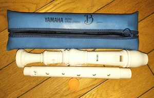 中古 ヤマハ アルトリコーダー YRA‐28BⅡ グリス付き