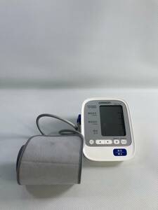 S5540◇OMRON オムロン 自動電子血圧計 自動血圧計 上腕式 血圧計 HEM-7220 ジャンク 測定確認済【通電OK】240528