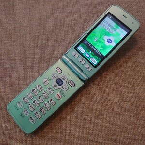 F-02J docomo グリーン