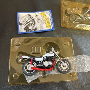 美品研二zⅡド初期仕様サンエス少年マガジンカスタムバイクコレクションパート3 あいつとララバイ&特攻の拓 箱なしz2 1/24スケールカワサキ