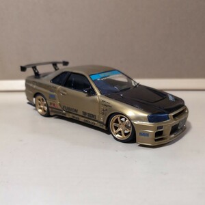 日産スカイラインＲ３４ＧＴＲプラモデル完成品１／２４