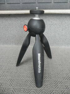 中古　＊ 　Manfrotto　マンフロット　　ミニ三脚　：　MTPIXI-B