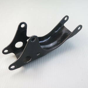 ☆ST250 [NJ4AA] 純正 エンジンハンガー スズキ 中古 スズキ ボルティー グラストラッカー KR060310