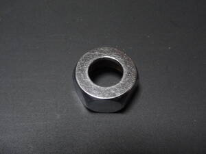 【5-1】メーカー不明　水道／水栓／配管／部品　パイプ／アングル　ナット　呼び径 13mm　G1/2 ネジ内径約21mm　口内径約13.5mm