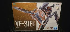 新品未開封　DX超合金　VF-31E ジークフリード（チャック・マスタング機）　マクロスΔ　デルタ